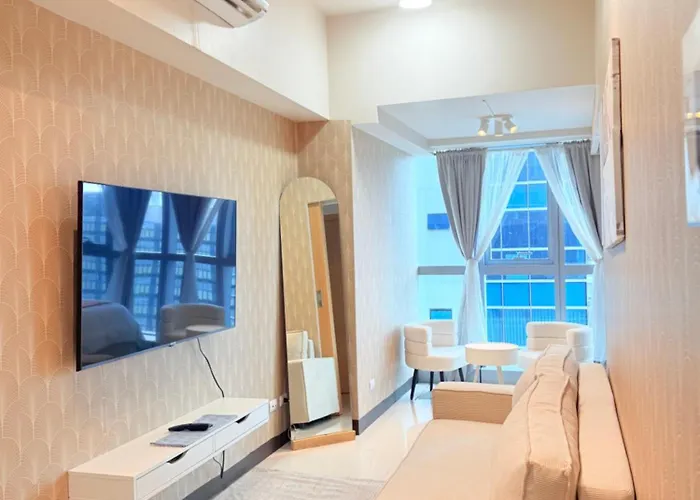 Apartment Uptown Parksuites Tower 1